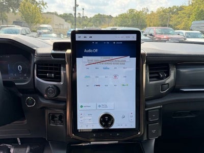 2025 Ford F-150 Lightning Lariat®