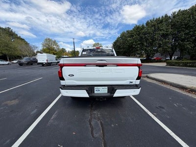 2025 Ford F-150 Lightning Lariat®