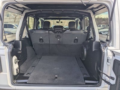 2021 Jeep Wrangler Unlimited Sahara Altitude