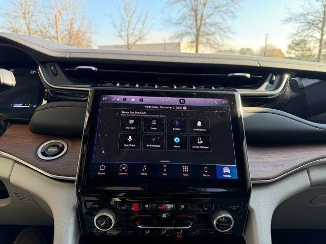 2023 Jeep Grand Cherokee Summit