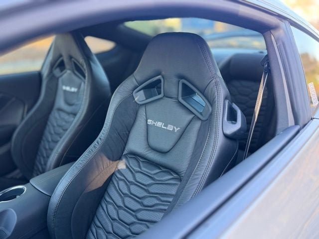 2025 Ford Mustang GT Premium GT350