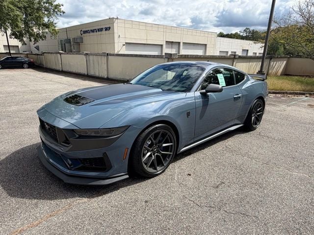 2025 Ford Mustang Dark Horse