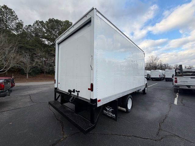 2026 Ford E-350SD Base Cutaway