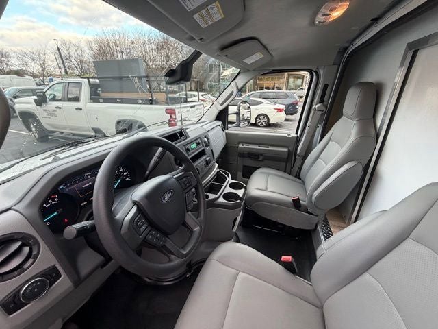 2026 Ford E-350SD Base Cutaway