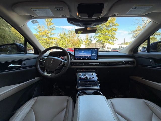 2022 Lincoln Nautilus Standard