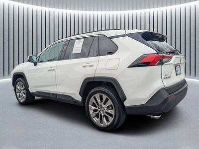 2019 Toyota RAV4 XLE Premium