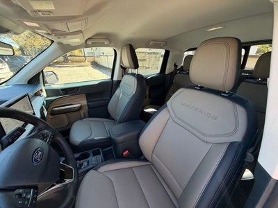 2025 Ford Maverick Lariat