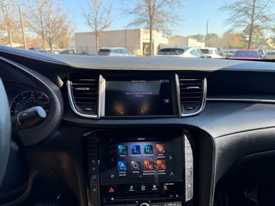 2022 INFINITI QX50 LUXE