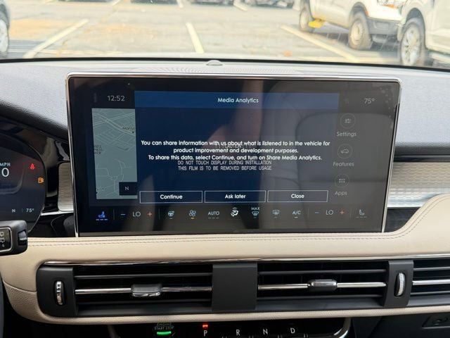 2026 Lincoln Corsair Premiere