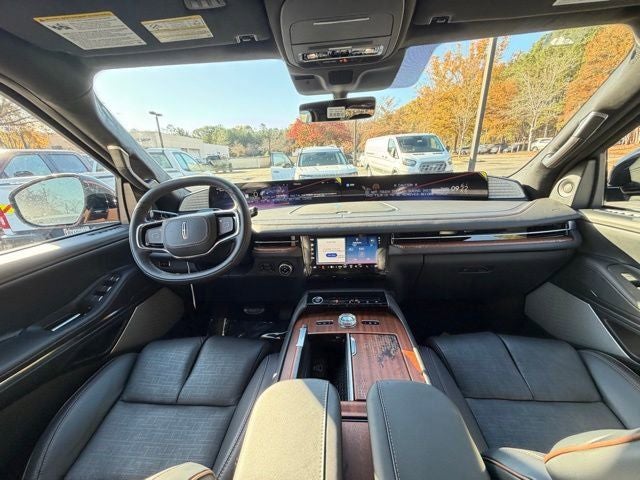 2025 Lincoln Navigator L Black Label