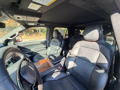 2025 Lincoln Navigator L Black Label
