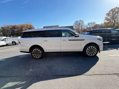2025 Lincoln Navigator L Black Label