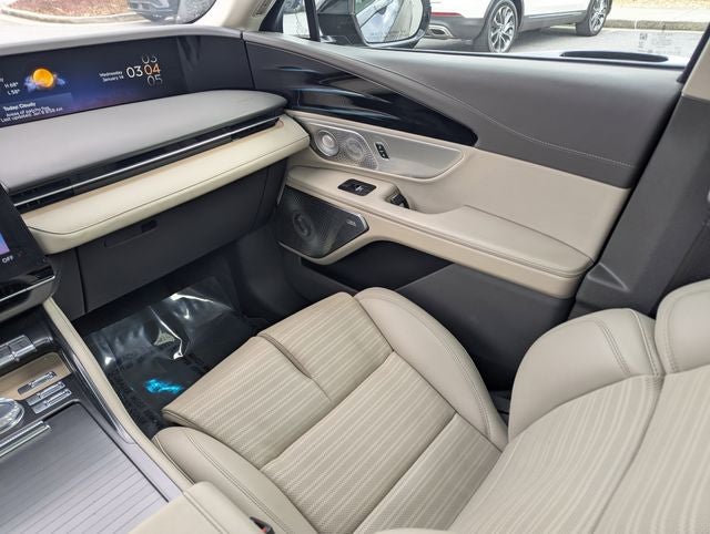 2024 Lincoln Nautilus Reserve