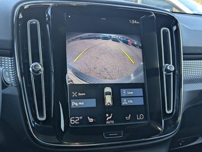 2021 Volvo XC40 R-Design