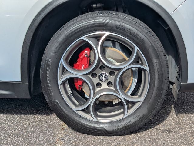 2023 Alfa Romeo Stelvio Sprint