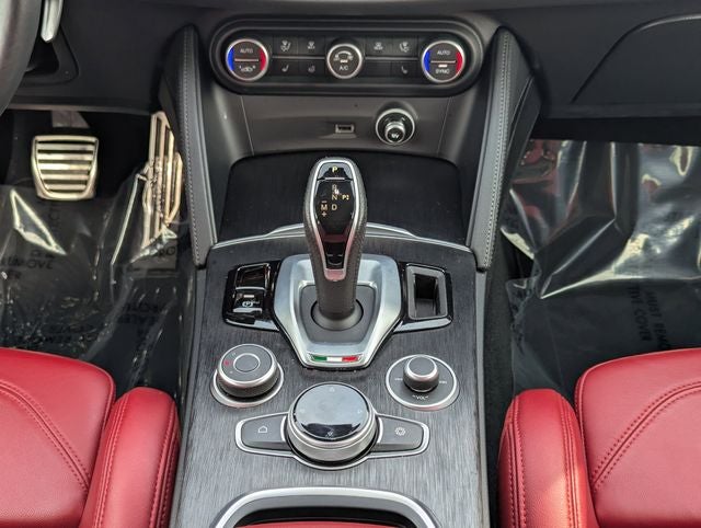 2023 Alfa Romeo Stelvio Sprint